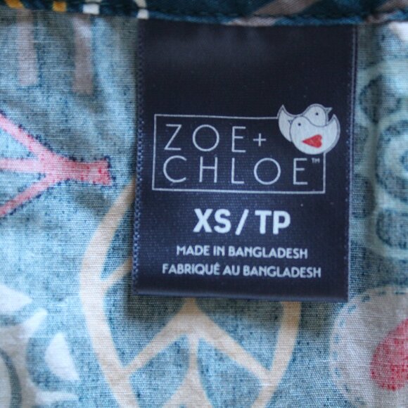 Zoe & Chloe Women's Scrub Top Lot Of 2 Tops Size X-Small - Picture 3 of 10